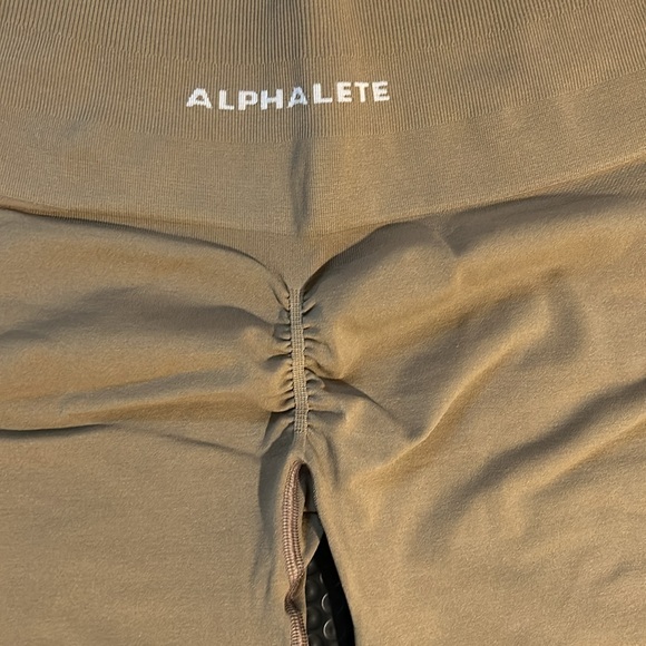NWT Alphalete Amplify Biker Short - Picture 7 of 7